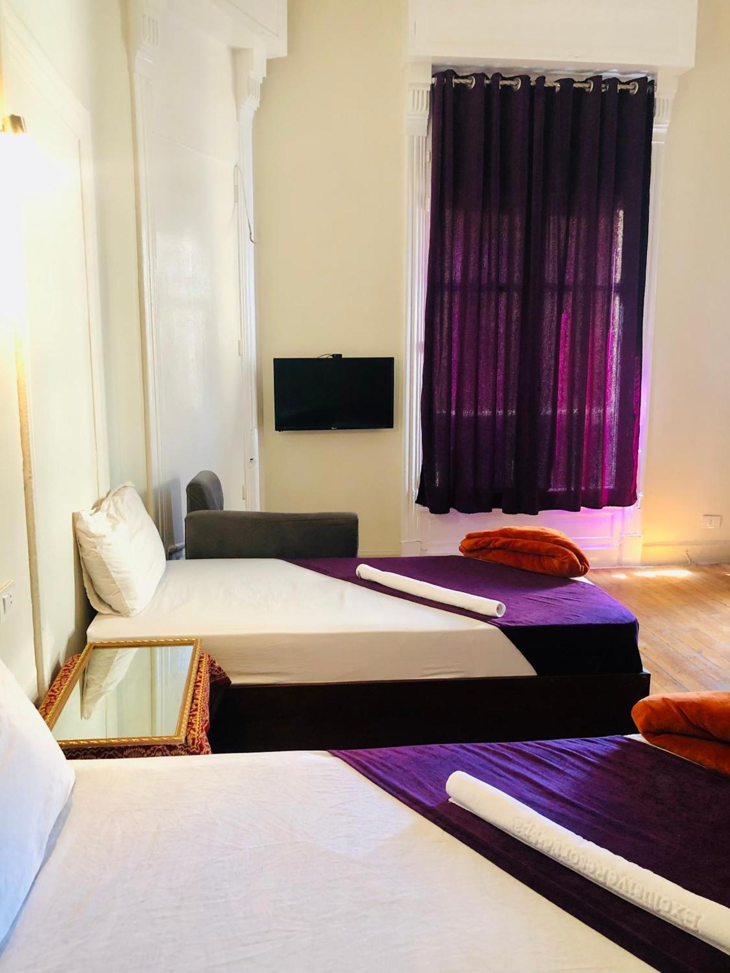 Oh! Cairo Pharaoh Hostel Bagian luar foto